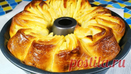Никогда бы не подумала что это так вкусно. Яблочный пирог вкуснее шарлотки Очень вкусный рецепт. Для приготовления вам потребуются такие ингредиенты: — вода теплая, 230 мл; — яйца, 2 шт; — сахар, 70 г; — дрожжи сухие, 11 г; —...
