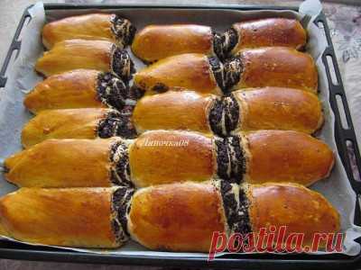 Мои пирожки и пампушки (тесто из хлебопечки).