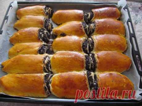 Мои пирожки и пампушки (тесто из хлебопечки).