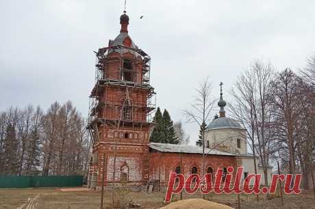 Церковь Воскресения Словущего в селе Карпово