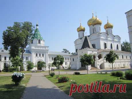 Древнейший город Кострома. Круиз на теплоходе "Владимир Маяковский". Мои фото.