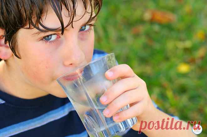 Рассказываю как я очищаю воду в домашних условиях без фильтра и кипячения | Волшебство своими руками | Яндекс Дзен