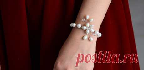 Elegant Jewelry Beads and Accessories: DIY Elegant Wire Wrapped Flower Bracelet with Pearl Beads