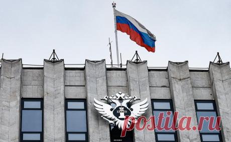 Минюст включил телеграм-каналы BRIEF и «Незыгарь» в реестр иноагентов. В реестр иноагентов также попал основатель сети ZENDEN и журналист Давлетгильдеев. Главный редактор BRIEF Владимир Дергачев назвал включение проекта в реестр «неприятным клеймом», с которым он не согласен