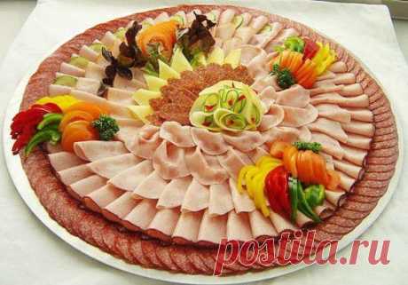 Красивое оформление мясных нарезок: идеи и примеры / Простые рецепты