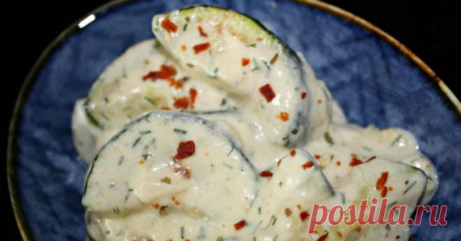 Первое, что я готовлю из молодых кабачков! Быстрое и до чертиков вкусное блюдо за 30 минут. С удовольствием едят даже привередливые дети.