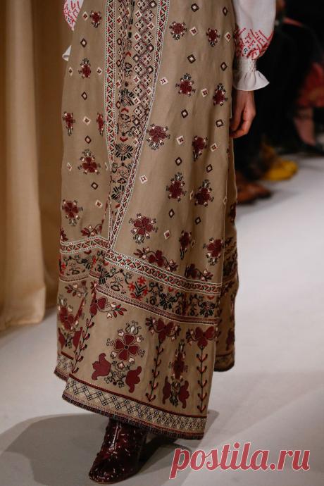 Valentino Spring 2015 Couture - Details - Gallery - Style.com