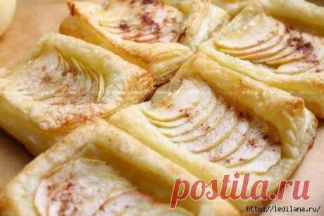 Красивое угощение к чаю — слойки с яблоком и корицей