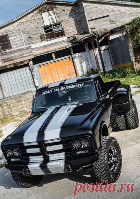 Custom Lifted Trucks