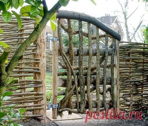 Wattle fence - woven wood like willow makes great eco friendly fence | fence