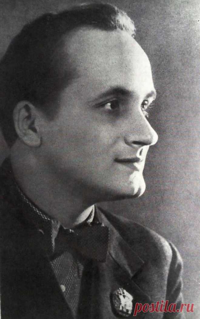 Георгий Менглет, 17 сентября, 1912
 • 1 мая 2001