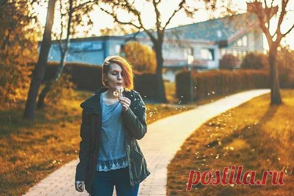 «Я хочу жить. Не существовать»
«Я хочу жить. Не существовать» Ты со мной? Я хочу жить. Не существовать, не влачить бремя своей судьбинушки, не подстраиваться под что-то там, не терпеть, не ждать, трясясь в углу, а проживать каждую минуту. Я хочу жить. И поэтому я больше не спасаю то, что сдохло, сгнило, поросло плесенью и воняет. Мне нужно, чтобы вокруг […]
Читай дальше на сайте. Жми подробнее ➡