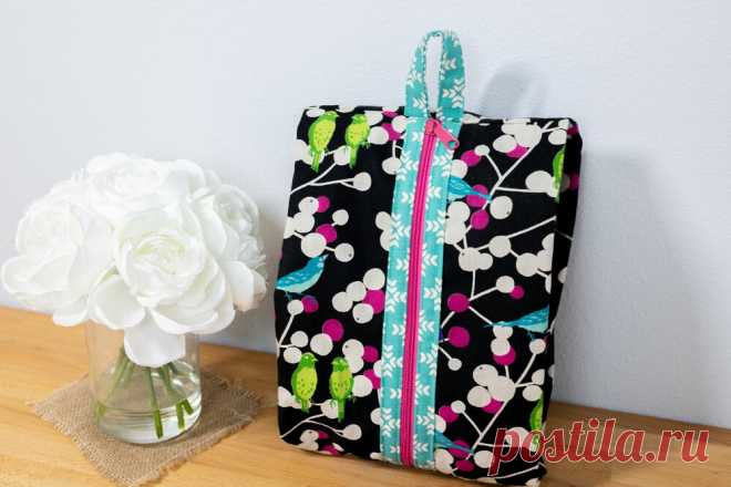 Sew Lay Flat Shoe Storage Bags - great for travel, organization, and more! — SewCanShe | Free Sewing Patterns and Tutorials