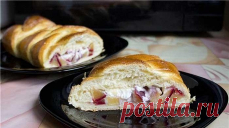 Творожная коса со сливами