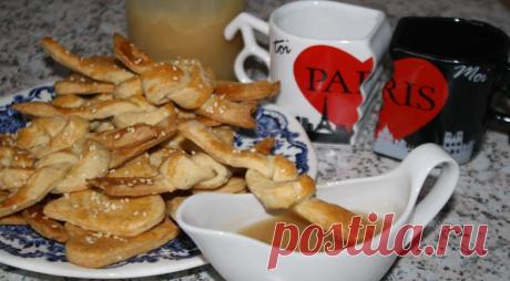 Сырные финтифлюшки с карамельным соусом , пошаговый рецепт с фото