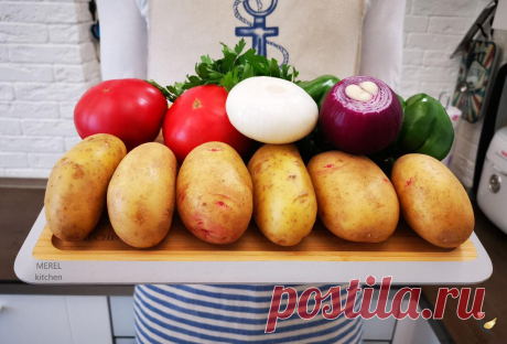 Готовлю вкусный, густой суп испанских рыбаков «Мармитако». Даже нелюбители рыбы с удовольствием его едят и просят добавку
У нас на рынке кубанские фермеры уже вовсю продают выращенные овощи этого...
Читай пост далее на сайте. Жми ⏫ссылку выше
