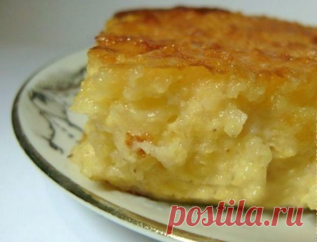 Пшенник

Ингредиенты:
1 литр молока не меньше 3,5% жирности
1 стакан пшена
1 неполная чайная ложка соли
1-4 ст. ложки сахарного песка
50-100 г сливочного масла

Приготовление:

Самое главное в этом блюде — пшено. Покупая, обращайте внимание на цвет, более яркое и желтое по качеству лучше. Обязательно смотрите на срок годности, чтобы не купить залежавшееся пшено.
Пшено нужно тщательно промыть, это нужно делать горячей водой и многократно, пока вода не станет совсем чистой. ...