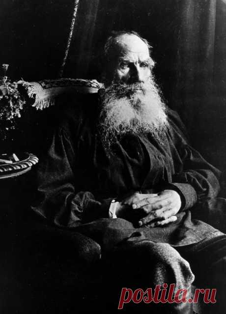 Пользователь Alexandra Harbold сохранил этот пин на доску «The Eccentrics | Maxim Gorky»
https://zolotoivek.tumblr.com/image/17758940504   |  Pinterest
