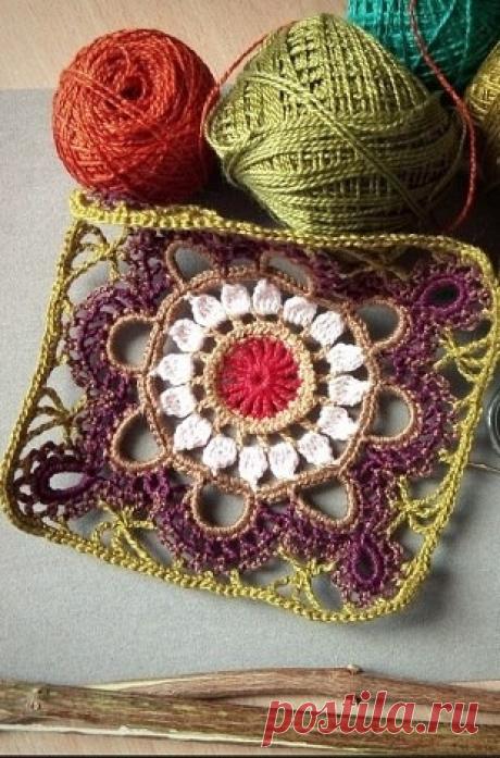 Бабушкин квадрат крючком