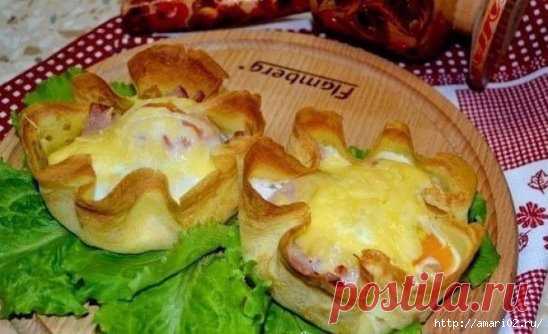 Завтрак в блинных корзиночках.