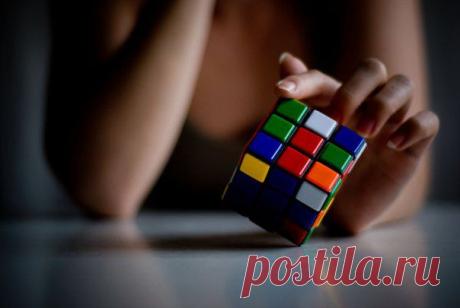 Вам приходилось слышать о громких банкротствах? Вы наблюдали, как кто-то теряет большие деньги или как чей-то бизнес начинается с прекрасного старта, но затем чахнет и хиреет? Теперь вы знаете, почему так происходит. Можно найти внешние причины: несчастливое стечение