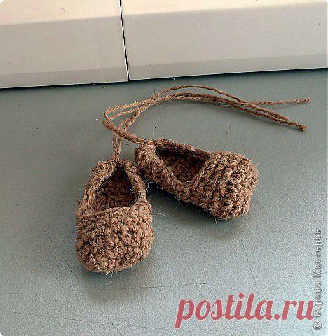 Лапоточки крючком.