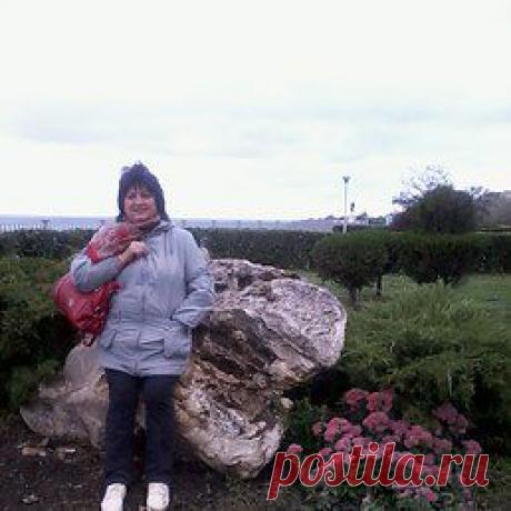 ирина: Если женщина всегда хорошо выглядит-это не значит, что она всегда здорова и у неё нет проблем на работе и дома! Так выглядят сильные женщины, привыкшие сами решать свои проблемы: без чужой жалости, без ненужных вопросов и без помощи мужчин...