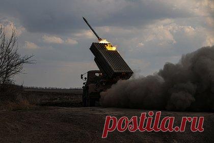 Власти Белгородской области сообщили об обстреле Украиной Шебекино. Украина обстреляла город Шебекино Белгородской области. Это следует из сообщения, опубликованного региональным управлением МЧС в Telegram-канале службы. Позже факт обстрела подтвердил губернатор региона. Над территорией Белгородского района были сбиты два дрона самолетного типа.