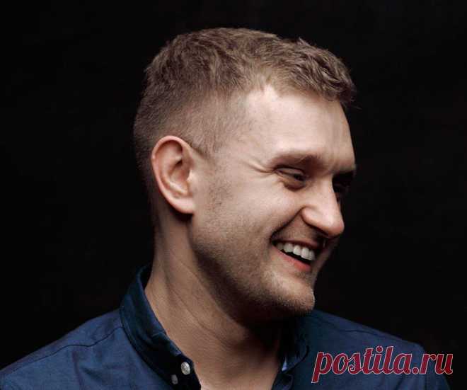 5 ПРИЗНАКОВ, ЧТО ВАМ ПОВЕЗЛО С МУЖЕМ ⬇️
И его нужно ценить, любить и уважать. Если совпадает хотя бы пара пунктов, то вам уже очень повезло. Если все — в ваших руках настоящее сокровище. И нет, я не буду здесь писать о завтраках в постель  У него есть принципы, собственный свод правил, который он не нарушает. Даже ради вас. Нет ничего более […]
Читай дальше на сайте. Жми подробнее ➡