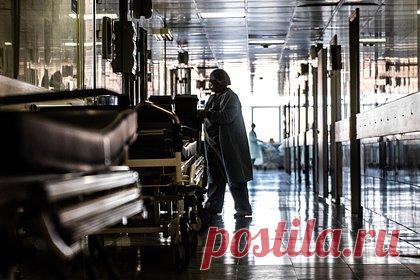 Стало известно о состоянии пострадавших при испытаниях на российском авиазаводе. Трое пострадавших при проведении испытаний фюзеляжа самолета Ил-76 на заводе «Авиастар» в Ульяновской области в больнице в состоянии средней степени тяжести. Еще одного отпустили домой. О состоянии пострадавших сообщил губернатор российского региона Алексей Русских в четверг, 2 марта.