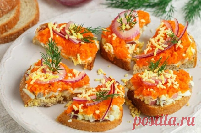 Бутерброды с сельдью и морковью — Домашняя кулинария
