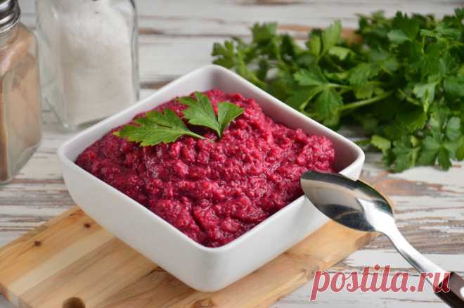 ​Форшмак с сельдью и свеклой