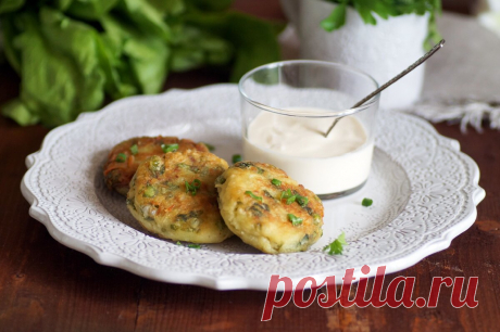 Приготовьте котлеты из молодого картофеля. Очень вкусные.
Как только на рынке появляется молоденькая картошечка готовлю ее очень часто, практически через день, просто отвариваю и подаю с зеленью, маслом и молодым чесночком. Но недавно мне соседка принесла шпинат, и я призадумалась, что бы мне такого с ним приготовить. И первое что мне пришло в голову объединить картошку со шпинатом, и приготовить вот такие […]
Читай дальше на сайте. Жми подробнее ➡