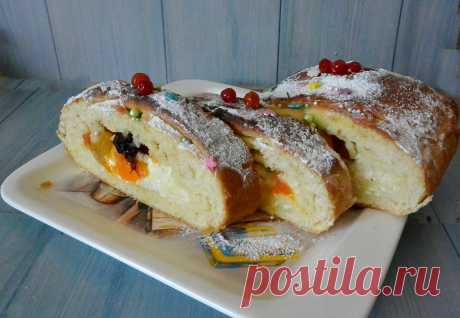 Творожная коса с черносливом, изюмом и курагой