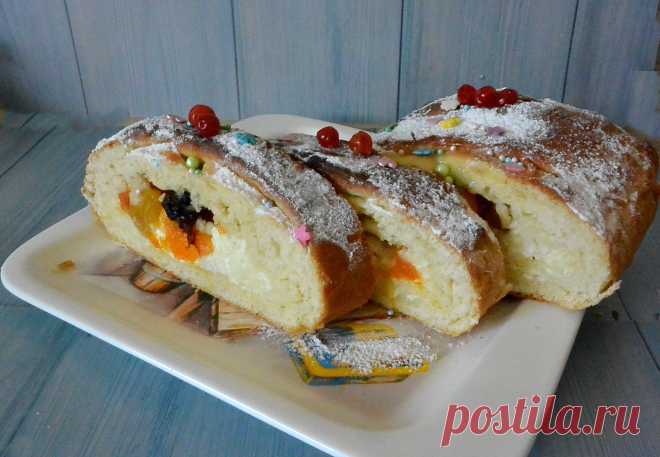 Творожная коса с черносливом, изюмом и курагой