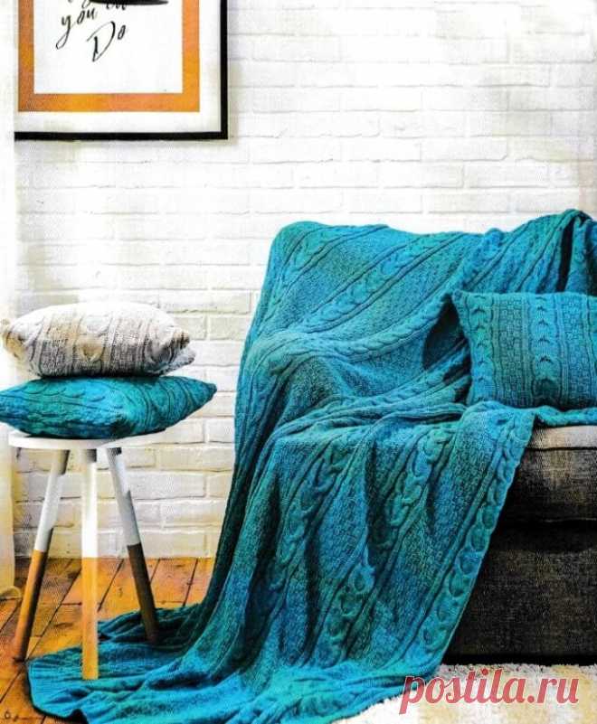 Комплект из пледа и подушек с косами — HandMade