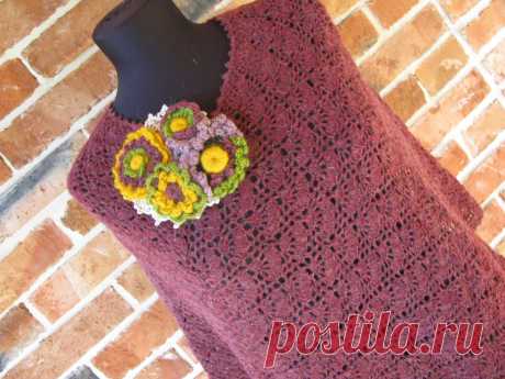 Брошь &quot;Букет цветов&quot; из разноцветной фантазийной пряжи ручного окраса.

Брошь объемная и многослойная из миниатюрных цветов, уверенно держится на любой ткане. (краб зажим и булавка).
Основа из натурального льна, брошь пахнет цветущим садом и фруктами.

Отличный подарок для вас или ваших близких!
 © https://www.livemaster.ru/item/26390877-ukrasheniya-brosh-ruchnoj-raboty-ukrashenie-dlya-palto-platev