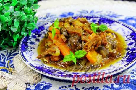 Мясо, тушёное с грибами в мультиварке.