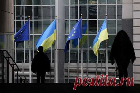 Спикер Верховной Рады объяснил стремление Украины в ЕС цитатой Степана Бандеры. Спикер Верховной Рады Украины Руслан Стефанчук, объясняя стремление Киева в Евросоюз (ЕС) использовал цитату украинского пособника нацистов Степана Бандеры. «Никто и ничто не имеет права остановить идею, время которой пришло», — написал он. По его словам, Киев выполнил все требования Брюсселя.
