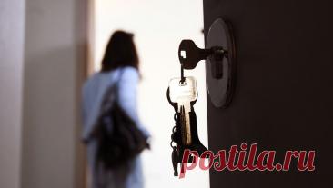 &quot;Она путается&quot;: в Туле семья купила квартиру и получила иск от хозяйки по &quot;схеме Долиной&quot;. Пара из Тулы осталась без квартиры и денег после покупки недвижимости у пенсионерки. Об этом сообщает Тульская служба новостей. По данным издания, 26-летняя девушка по имени Мария вместе с возлюбленным решила купить новую квартиру ...