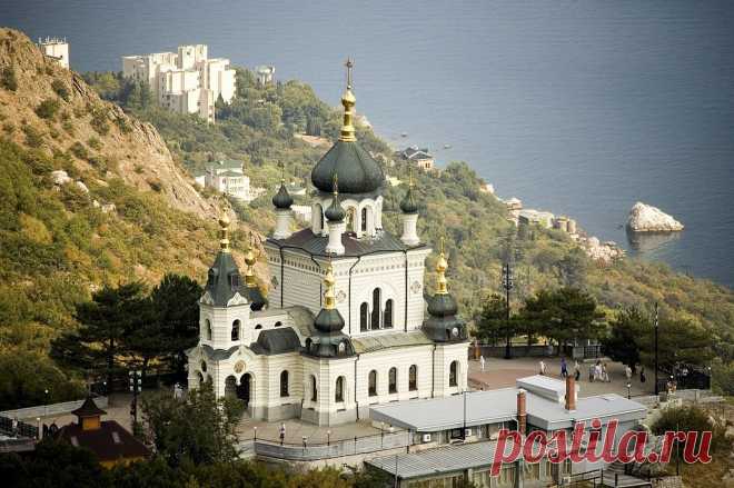 воскресенская церковь форос