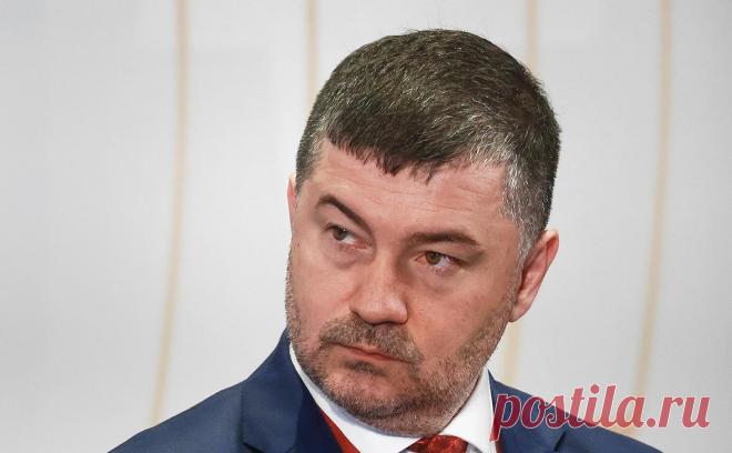 Суд в Москве оставил под арестом гендиректора WorldSkills Russia. Мосгорсуд отказал в жалобе защиты генерального директора АНО «Ворлдскиллс Россия» Роберта Уразова и оставил его под стражей по делу о мошенничестве, сообщает официальный телеграм-канал судов общей юрисдикции города Москвы.