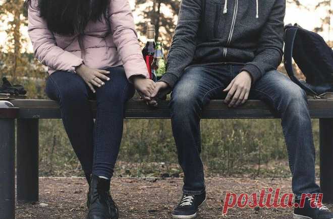 Рассказываю что такое микро-измены! И могу ли они поставить под угрозу ваши отношения !
Более чем в одной трети браков один или оба партнера признаются, что изменяют или изменяли. Ниже мы, вероятно, представим «классическую» неверность, роман с коллегой, соседом или пьяное бегство после многих лет брака. Но будьте осторожны, будьте бдительны. Даже измена подвержена тенденциям, и в наших...
Читай дальше на сайте. Жми подробнее ➡