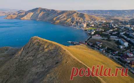 В Киеве заявили о плане вернуть Крым, когда еще «будет тепло». Глава ГУР Кирилл Буданов ранее заявлял, что украинские военные «зайдут в Крым до конца весны 2023 года». Зампред Совбеза России Дмитрий Медведев говорил, что за атакой на Крым последует жесткая реакция России