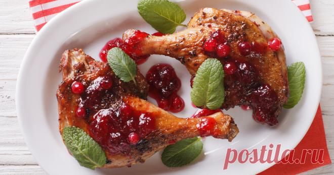 Клюквенный соус к мясу, птице и рыбе Клюквенный соус к мясу, рыбе, птице – способы приготовления, рецепты, пошаговые инструкции. Какой подойдет к десертам, какой добавить к овощам.