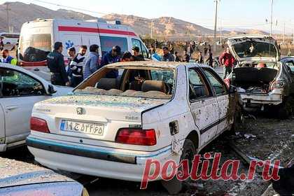 В Иране задержали причастных к теракту. Глава МВД Ирана Ахмад Вахиди сообщил о задержании причастных к теракту в провинции Керман. Уточняется, что при теракте погибли 89 человек. Помимо этого, уточняется, что 12 из жертв — дети младше 15 лет. В общей сложности в результате теракта ранения получили 284 человека.