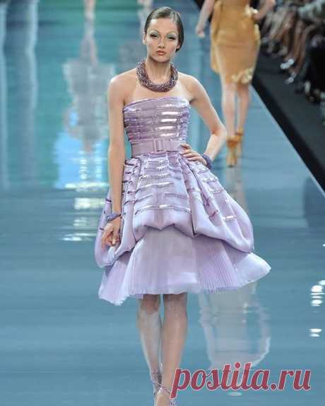 👑J'ADORE DIOR👑 (@diorinthe2000s)