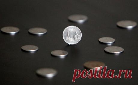 Эксперты назвали главные проблемы для торговли России с Индией. России и Индии, чтобы поддерживать и успешно развивать экономические связи, надо существенно диверсифицировать взаимную торговлю, считают эксперты РСМД. Среди самых актуальных проблем — торговый дисбаланс и избыток рупий у России