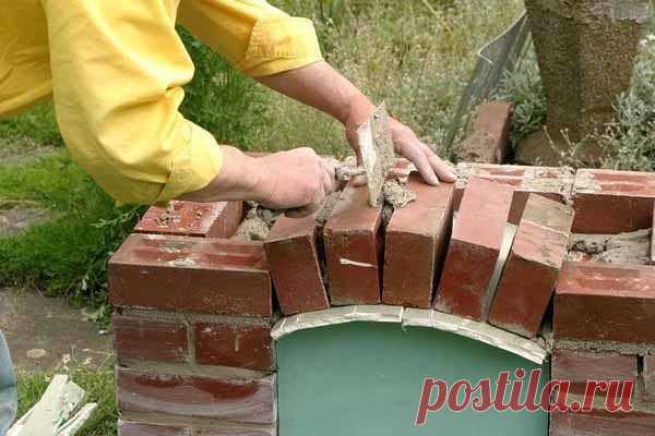 ​Мангал из кирпича своими руками