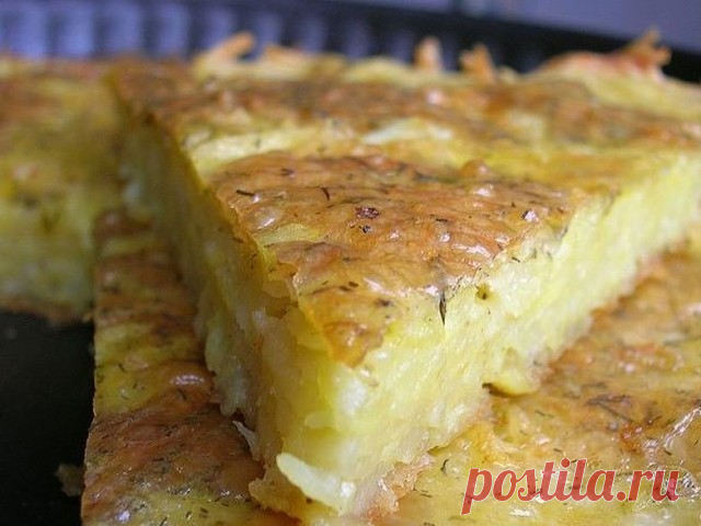 СМЕШИВАЕМ НАТЕРТЫЙ КАРТОФЕЛЬ С СЫРОМ И ЧЕСНОКОМ И ОТПРАВЛЯЕМ В ДУХОВКУ. ТАК ПРОСТО, НО БЕЗУМНО ВКУСНО!